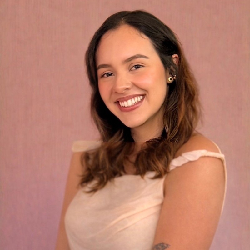 Portrait of Majo Ospina, UI/UX Product Designer and Leanware team member